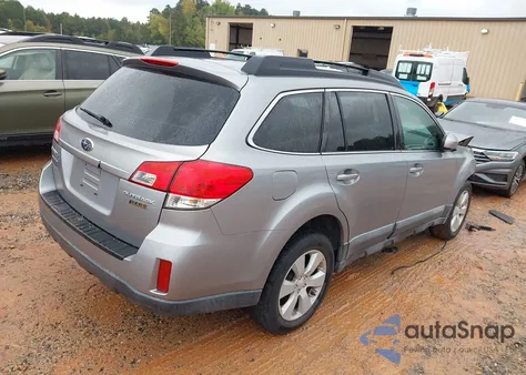 2010 Subaru Outback 2.5I Premium z USA, uszkodzony, nr VIN 4S4BRBCC0A3314940
